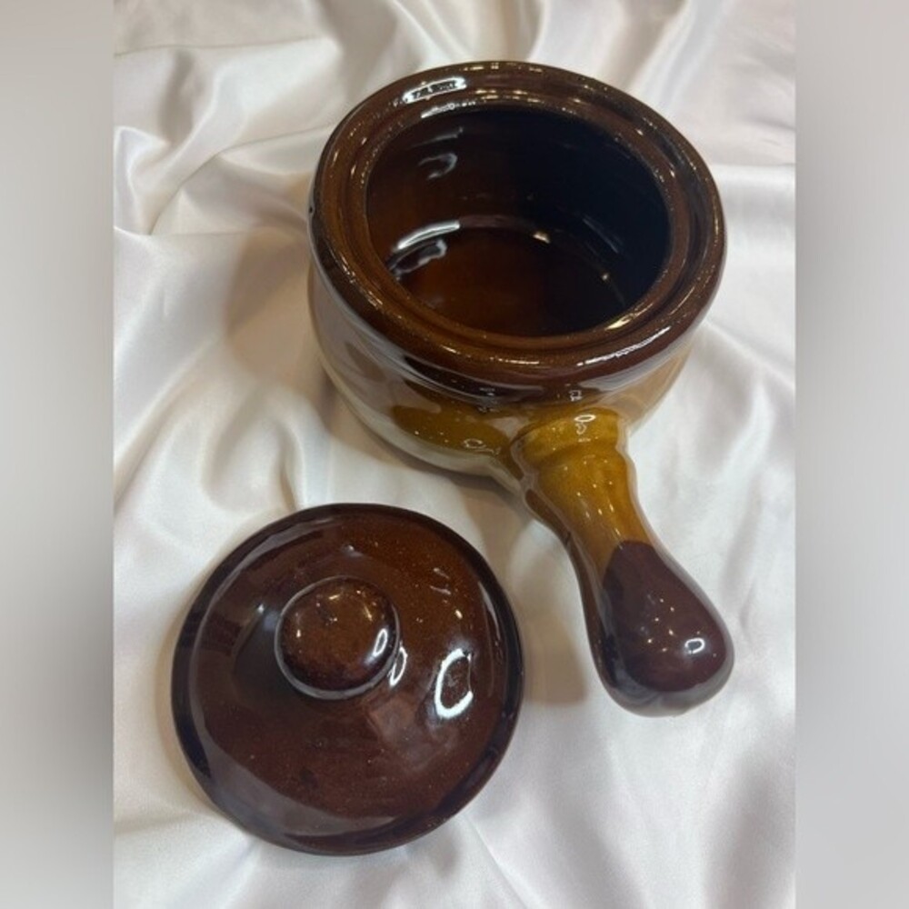 Vintage Stoneware Pottery Brown 
Handled Individual Soup Chili Bean Pot